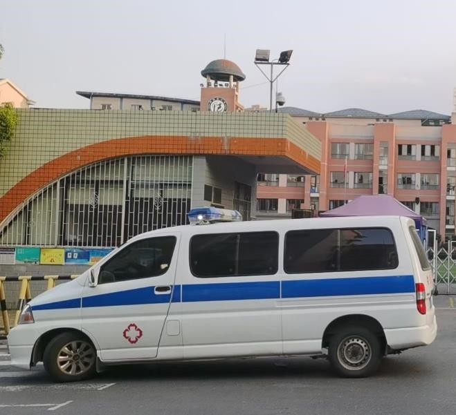 繁昌救护车出租护送骨折病人一公里多少钱